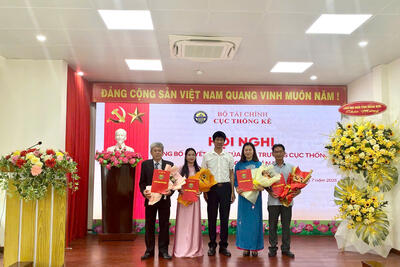 Hội nghị công bố quyết định của Cục trưởng Cục Thống kê  về công tác cán bộ đối với lãnh đạo Thống kê tỉnh Quảng Ngãi