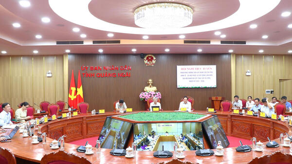 Hội nghị triển khai, hướng dẫn xây dựng các chỉ tiêu kinh tế - xã hội phục vụ xây dựng văn kiện Đại hội Đảng bộ cấp tỉnh, cấp xã (mới) nhiệm kỳ 2025 - 2030