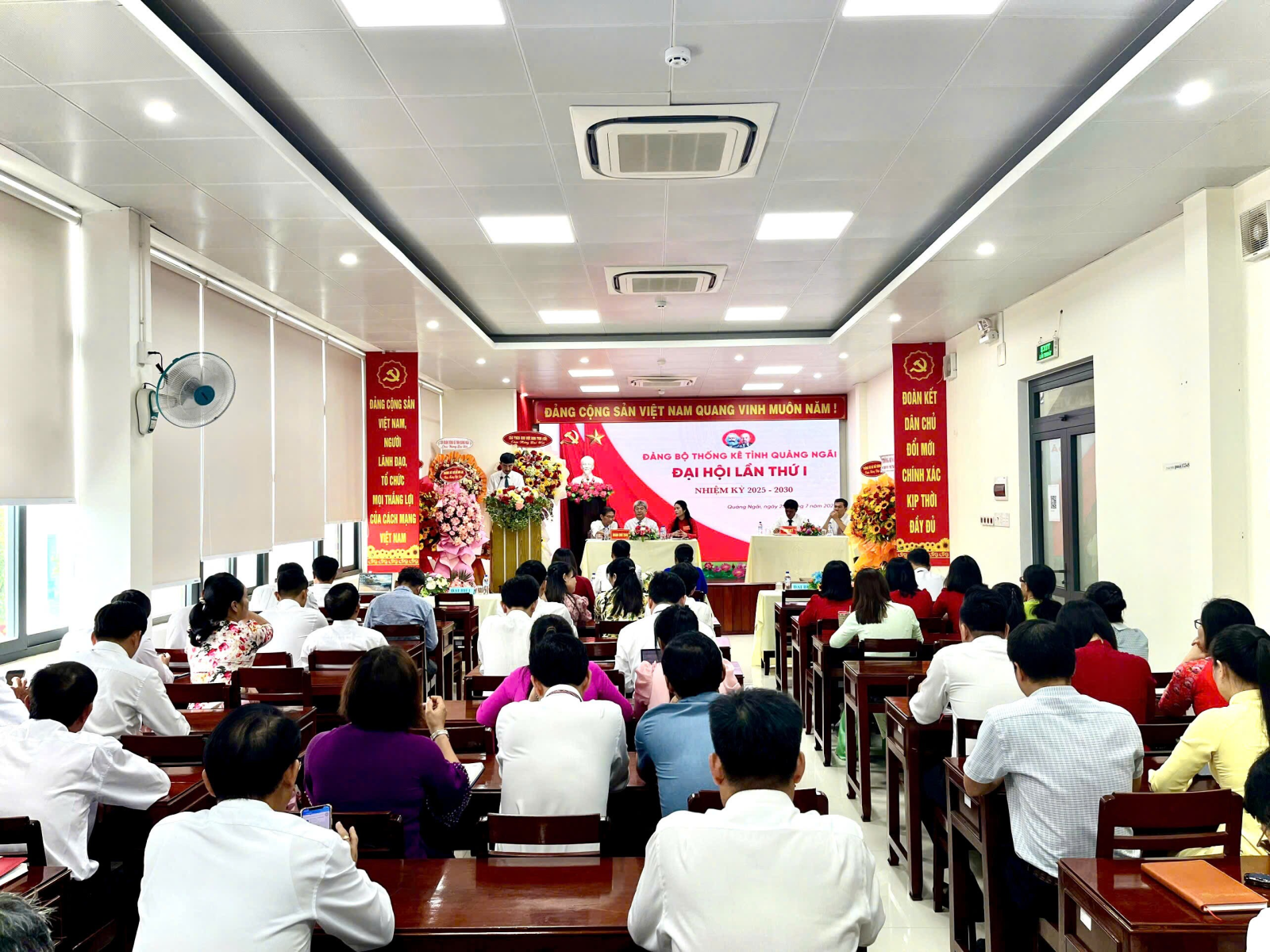 Quang cảnh Đại hội Đảng bộ Thống kê tỉnh Quảng Ngãi  lần thứ I, nhiệm kỳ 2025-2030